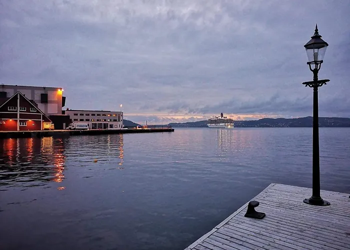 Penthouse With Panoramic Fjord Views - Private Terrace In Bergen Center * Bergen